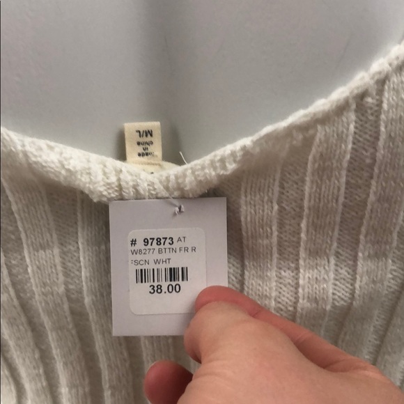 NWT tank top sweater cable knit medium large white - Picture 5 of 9